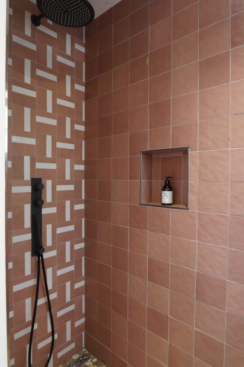 Brown tiled, modern bathroom of room two of vacation villa in Alportel