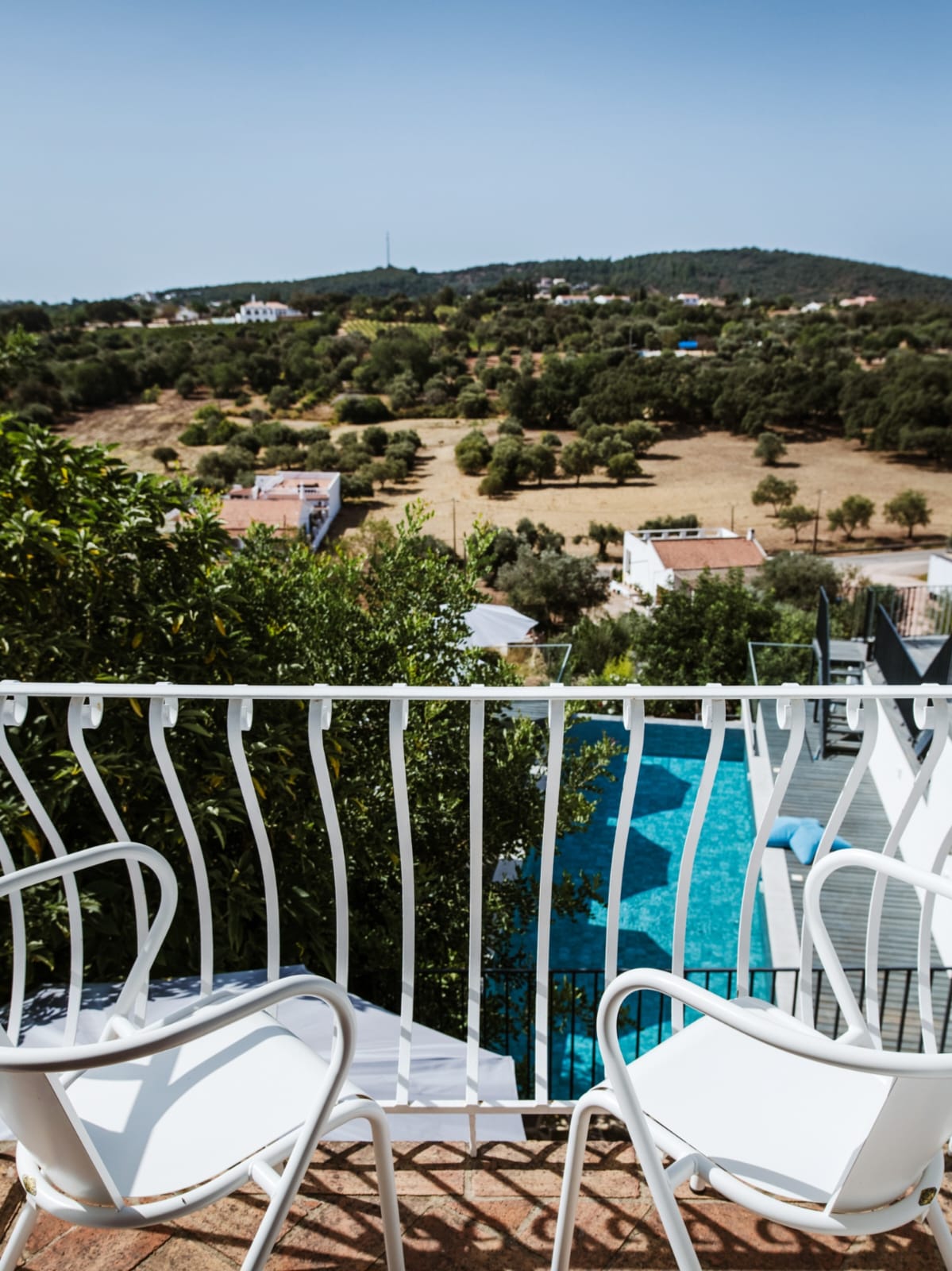 Vista da suite do terraço da casa de férias para a cidade de Alportel